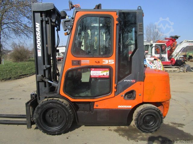 Diesel Forklift Doosan D35C-5 Triplex-FH 4,9m + Seitenschieber