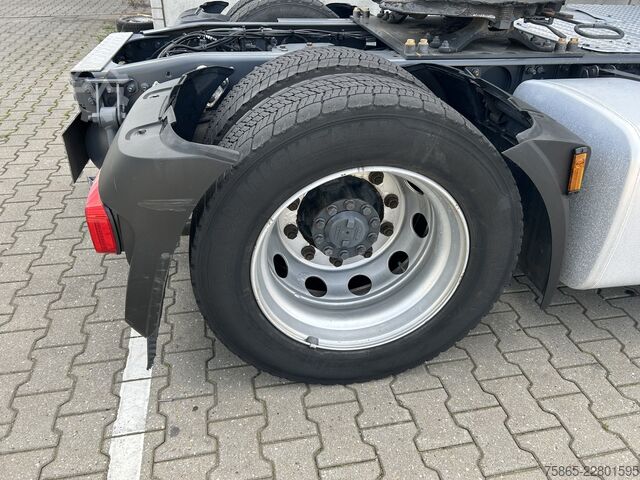 Volume tractor DAF XF 450 FT SC / 734 dkm / Tacho V2 / 2 Tanks / N...