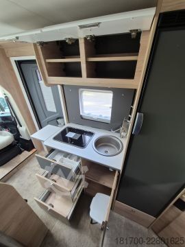 Teilintegriertes Wohnmobil Dethleffs Globebus Camp T 4 AUTOMATIK