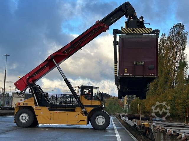 Vollcontainer Reachstacker Sany SRSC45G5-P - PIGGYBACK SPREADER
