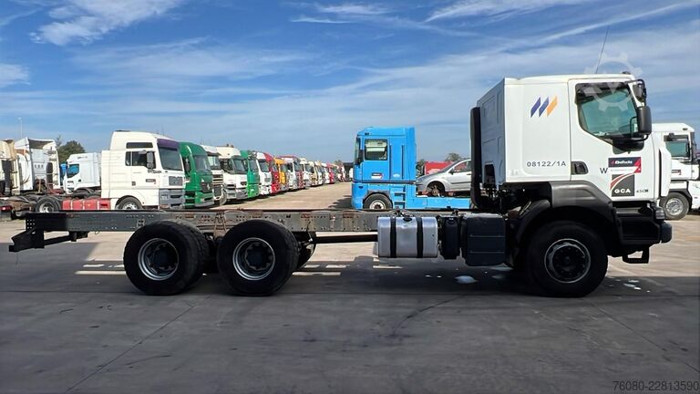 Fahrgestell mit Fahrerhaus Renault Kerax 450 DXI (BOITE MANUELLE / LAMES / BIG AXL...