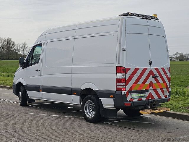 High-roof van MERCEDES-BENZ SPRINTER 519 L2H2 V6 Airco 3.0Ltr