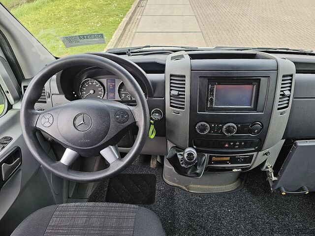 High-roof van MERCEDES-BENZ SPRINTER 519 L2H2 V6 Airco 3.0Ltr