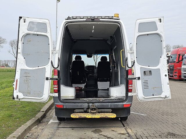 High-roof van MERCEDES-BENZ SPRINTER 519 L2H2 V6 Airco 3.0Ltr