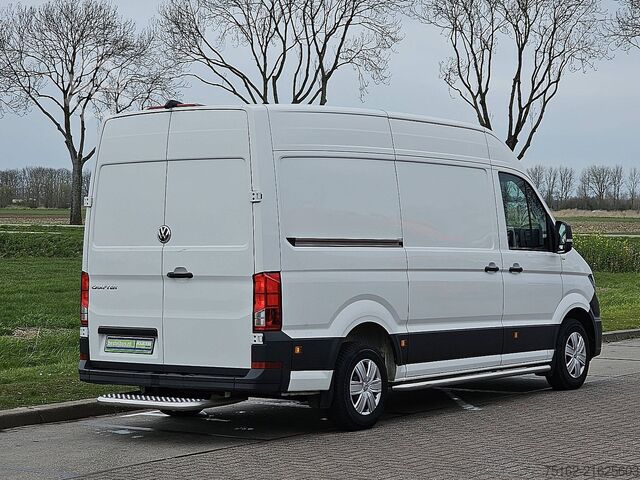 High-roof van VW CRAFTER 2.0 L3H3 Airco Carplay