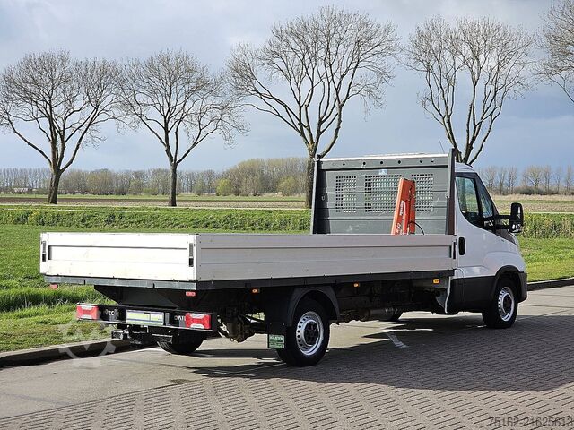 Pritschenwagen mit Kran IVECO DAILY 35S14 L3 Open-Laadbak XL!