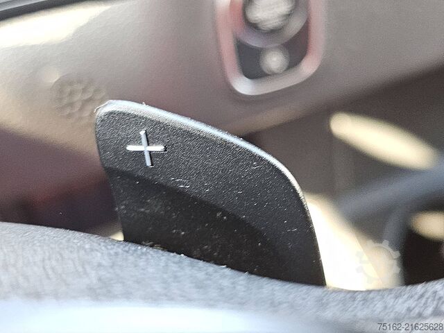 Suitcase MERCEDES-BENZ SPRINTER 315 Bakwagen Laadklep!