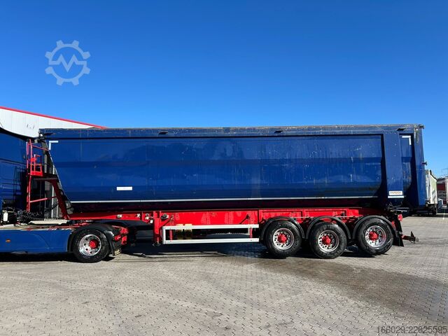 Tipper semitrailer KEMPF SKM 35/3 Stahlkippmulde 2 Liftachsen