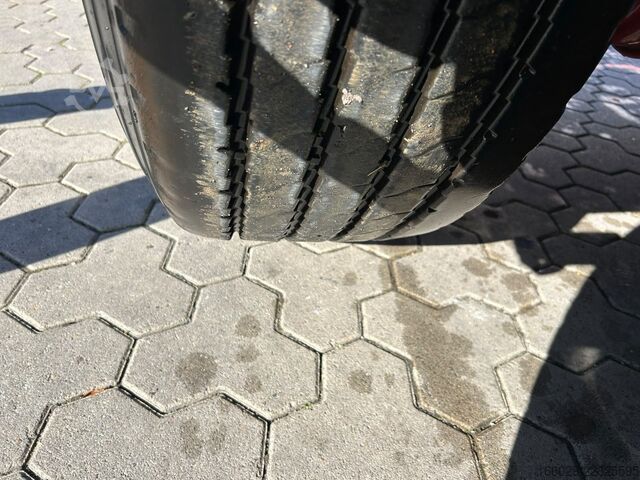 Tipper semitrailer KEMPF SKM 35/3 Stahlkippmulde 2 Liftachsen