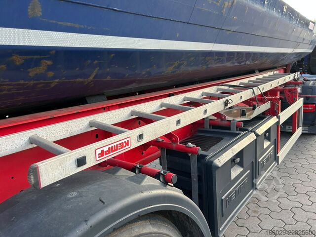 Tipper semitrailer KEMPF SKM 35/3 Stahlkippmulde 2 Liftachsen