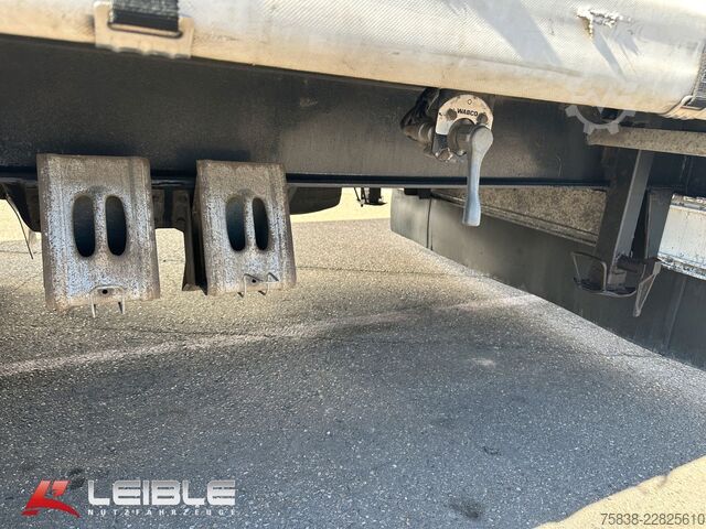 Open trailer with tarp  Logemann Tandem Durchlade-optimal f. Fahrschule