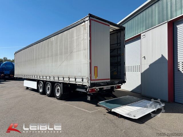 Auflieger mit Pritsche & Plane SCHMITZ CARGOBULL SCS Tautliner mit LBW / Ladebordwand Bär 2t