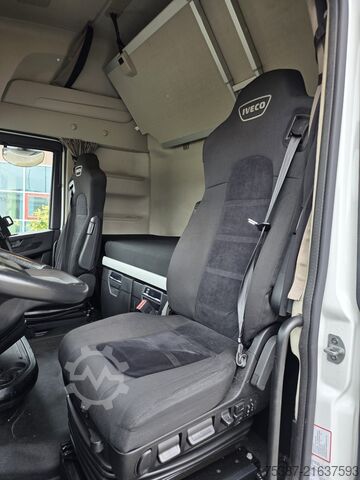 Truck chassis iveco 260S51