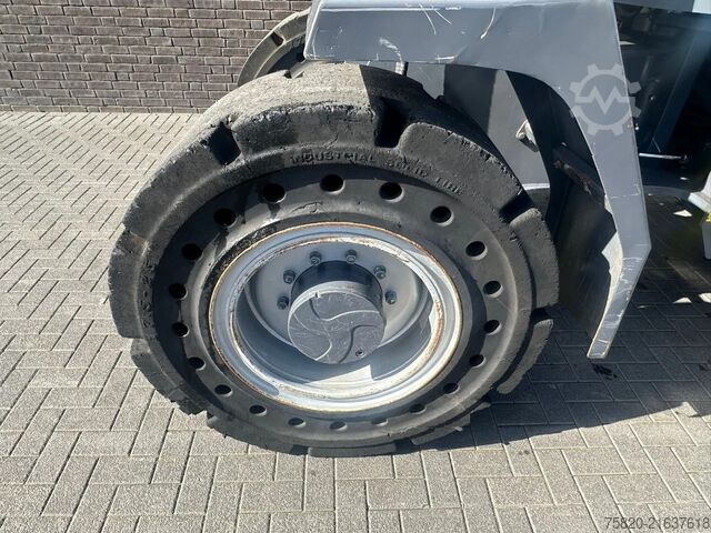 Radlader Terex TL 160 +HOOGKIEPBAK+HYDRAULISCHE+VEEGBORSTEL