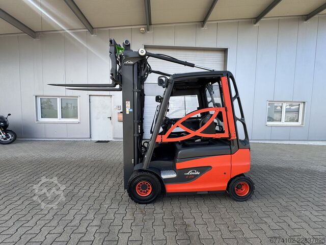 Electric - 4 wheels Linde E25 + Ladegerät NEU 80100--EK