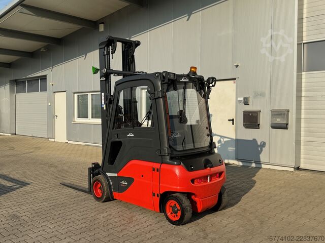 Elektrisch – 4 Räder Linde E20PL-386-02--EK + Ladegerät 3775