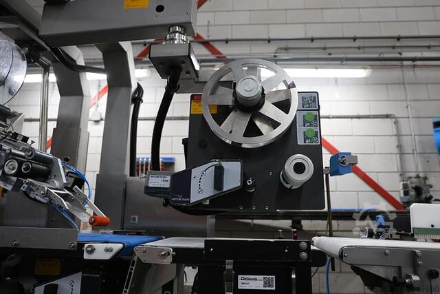 Labelling equipment Mettler Toledo Weigh price labelling line