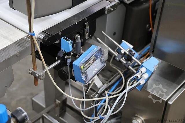 Labelling equipment Mettler Toledo Weigh price labelling line
