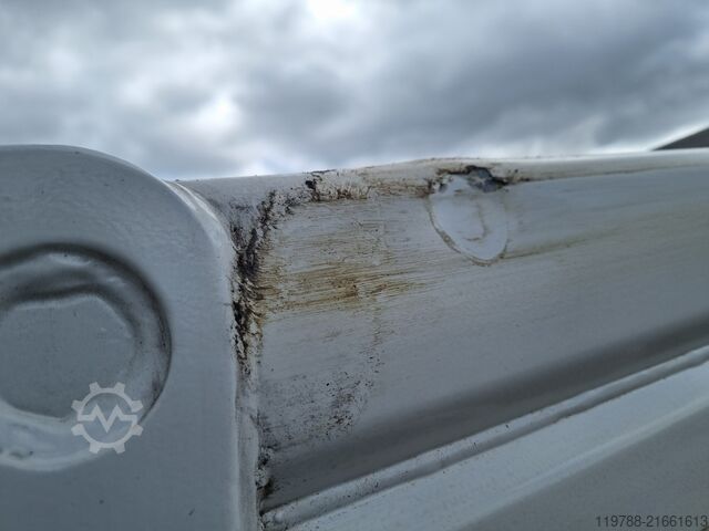 Selbstfahrende Arbeitsbühne Ruthmann Bluelift SA18 Bluelithium Unfall