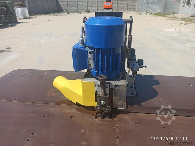 JAROMA DFOA II MILLING MACHINES JAROMA DFOA II MILLING MACHINES JAROMA DFOA II MILLING MACHINES