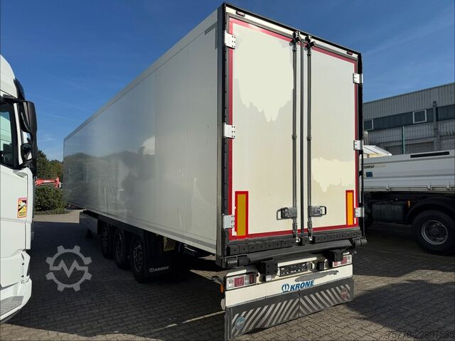 Reefer semitrailer KRONE Tiefkühlkoffer Thermoking SLXi Spectrum
