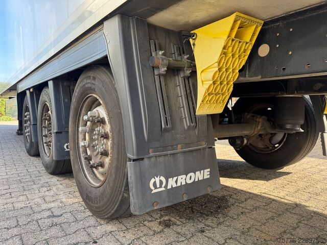 Reefer semitrailer KRONE Tiefkühlkoffer Thermoking SLXi Spectrum