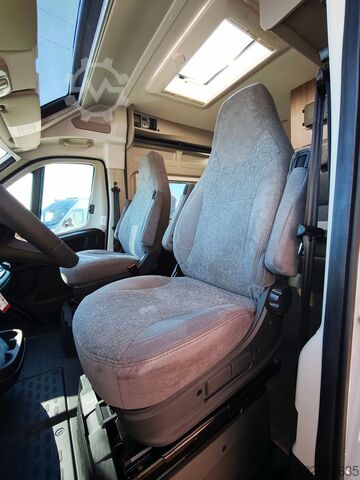 Kastenwagen Wohnmobil / Campervan CARADO CV640 Pro+ Automat  140PS Markise ACC