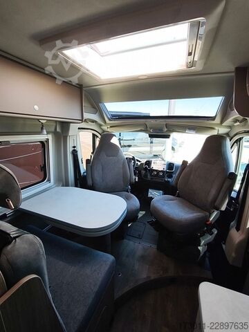 Kastenwagen Wohnmobil / Campervan CARADO CV640 Pro+ Automat  140PS Markise ACC