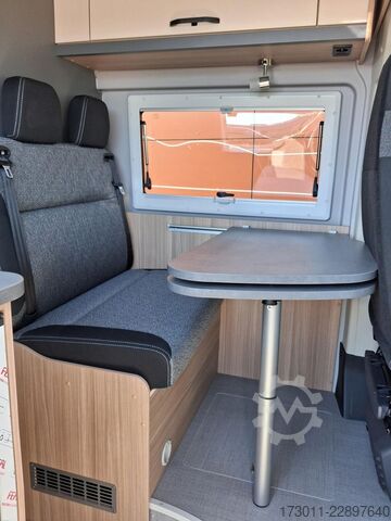 Kastenwagen Wohnmobil / Campervan PÖSSL Summit 640 Citroen 140PS Lithium Solar Premium