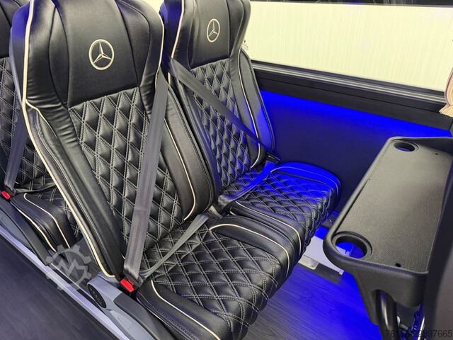 Kleinbus MERCEDES-BENZ Sprinter 519 CDI 31 Sitzplätze VIP Kofferraum