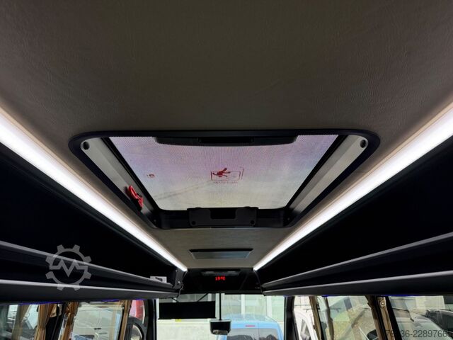 Kleinbus MERCEDES-BENZ Sprinter 519 CDI 31 Sitzplätze VIP Kofferraum