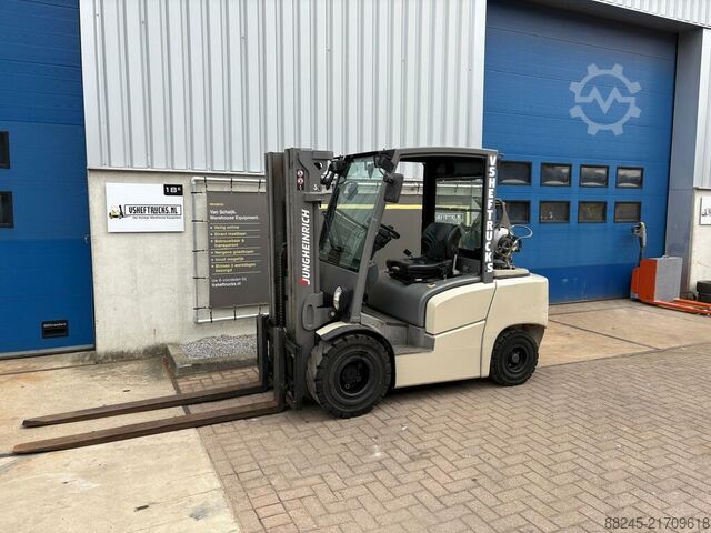 VS-22837 LPG Forklift Jungheinrich TFG 430 JUNGHEINRICH TFG 430 GE180-440DZ