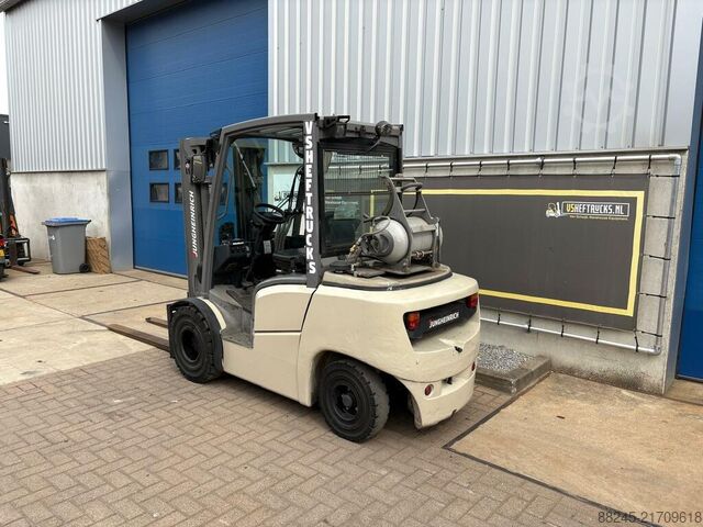 VS-22837 LPG Forklift Jungheinrich TFG 430 JUNGHEINRICH TFG 430 GE180-440DZ