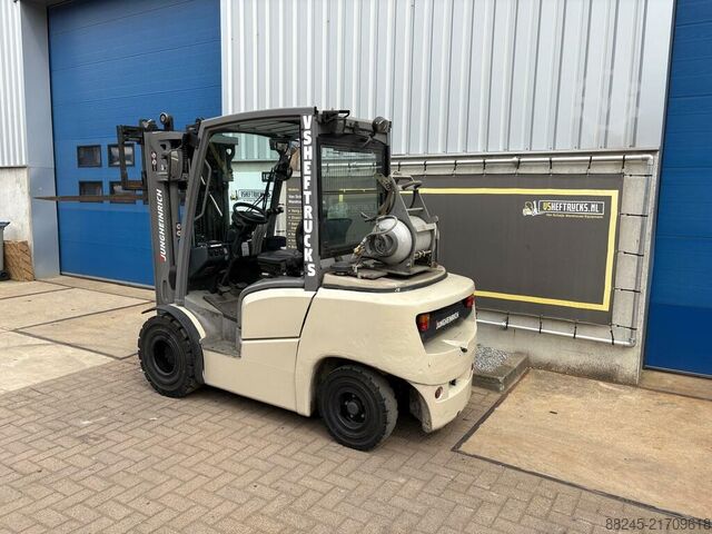 VS-22837 LPG Forklift Jungheinrich TFG 430 JUNGHEINRICH TFG 430 GE180-440DZ