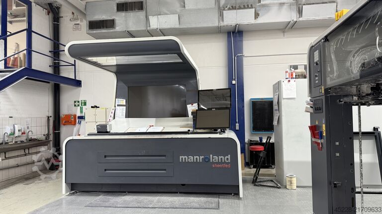 Sheetfedoffset Man Roland R 707 LTTLV UV Evolution + Mabeg RS 104