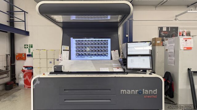 Sheetfedoffset Man Roland R 707 LTTLV UV Evolution + Mabeg RS 104