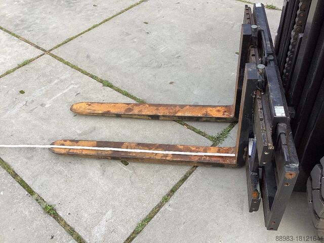 Diesel Forklift EP CPCD40-XH8BN