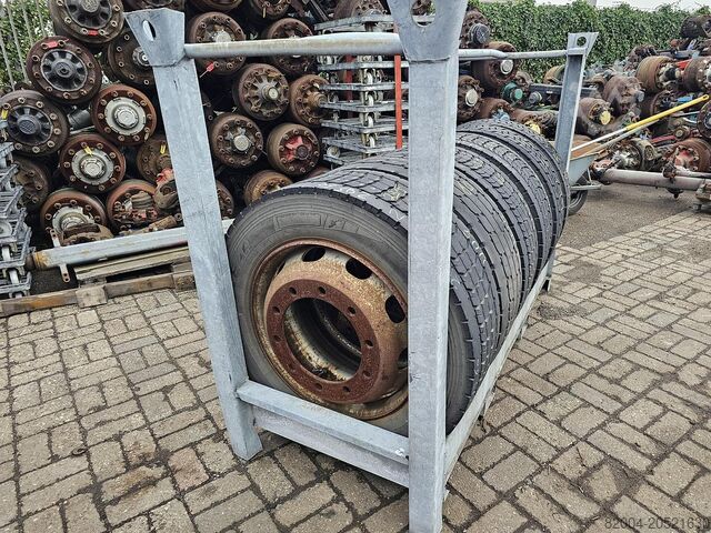 Chassis GOODYEAR TRUCK TIRE