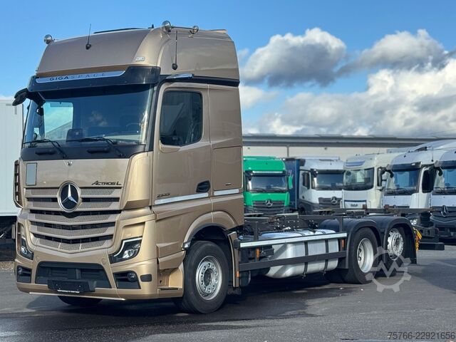 Swap body truck MERCEDES-BENZ ACTROS 2553 L / ÖL-RETARDER / GIGA / STANDKLIMA