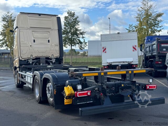 Swap body truck MERCEDES-BENZ ACTROS 2553 L / ÖL-RETARDER / GIGA / STANDKLIMA