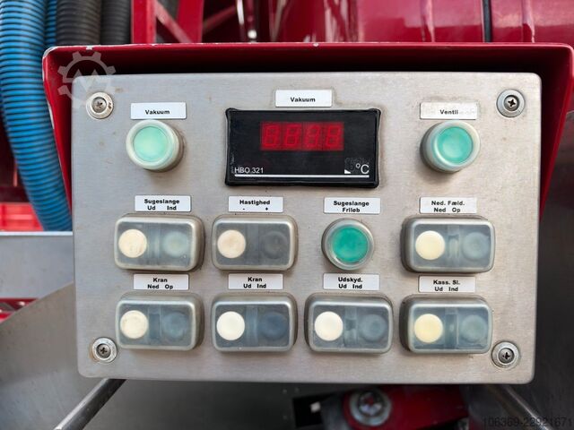Vacuum tank truck SCANIA P280 4x2 Simon Moos SLS1648 Combi