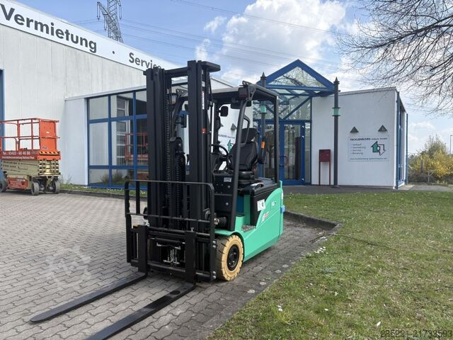 Electric 3-wheel forklift LM ECBT16Q