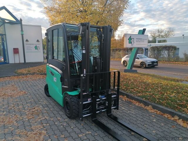 Electric 4-wheel forklift Mitsubishi FB50CN