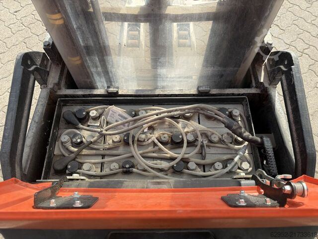 High Lift stacker Toyota SWE 160