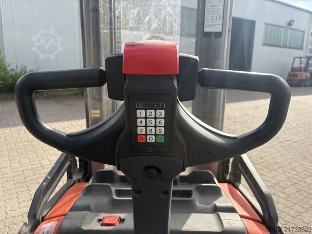 High Lift stacker Toyota SWE 160