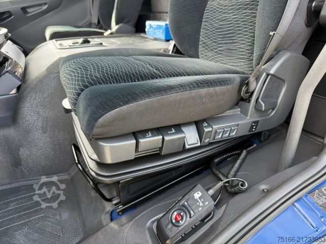 Refrigerated truck MERCEDES-BENZ ATEGO 1324 L Kühlkoffer 5,50 m LBW 1,5 T*THERMO