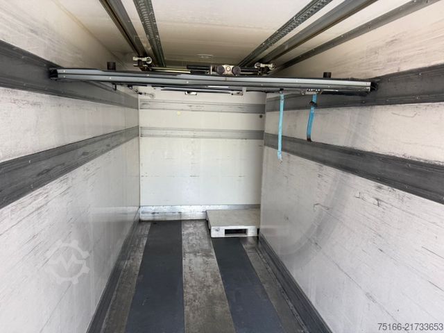 Refrigerated truck MERCEDES-BENZ ATEGO 1324 L Kühlkoffer 5,50 m LBW 1,5 T*THERMO