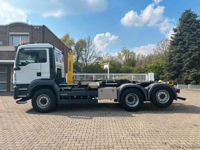 Roll-off tipper truck MAN 26.420 TGS Abroller Hydrodr. 6x4 3,90m Radstand