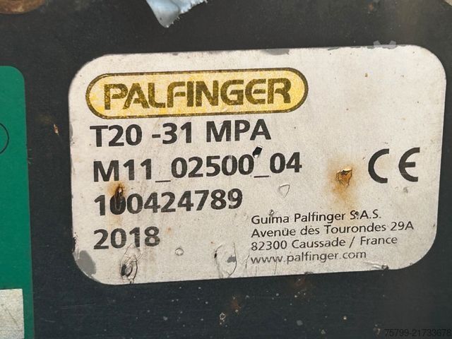 Roll-off tipper truck MAN 26.420 TGS Abroller Hydrodr. 6x4 3,90m Radstand