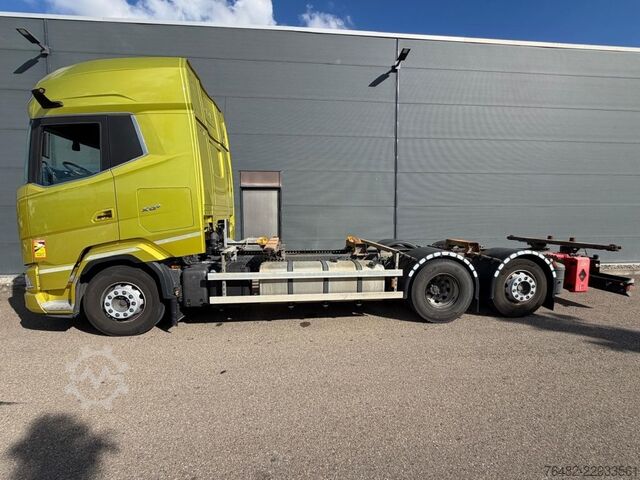 Transporter Fahrgestell DAF XG+480 FAN AUT LM